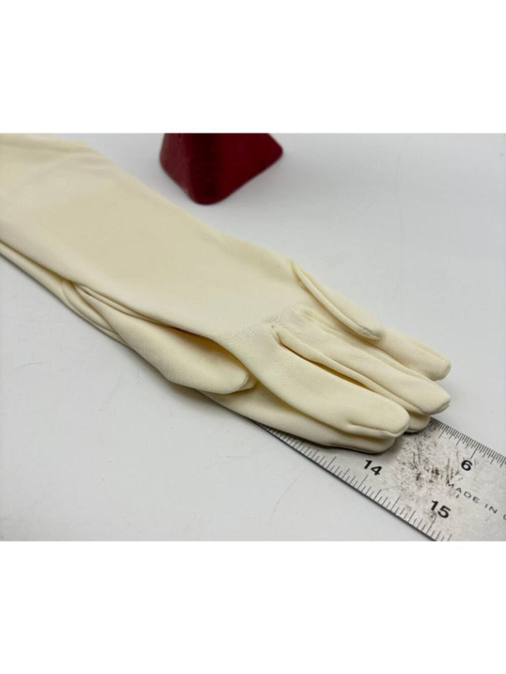 1950-60s White Nylon Gloves One Size Original Package Hong Kong - Picture 8 of 8
